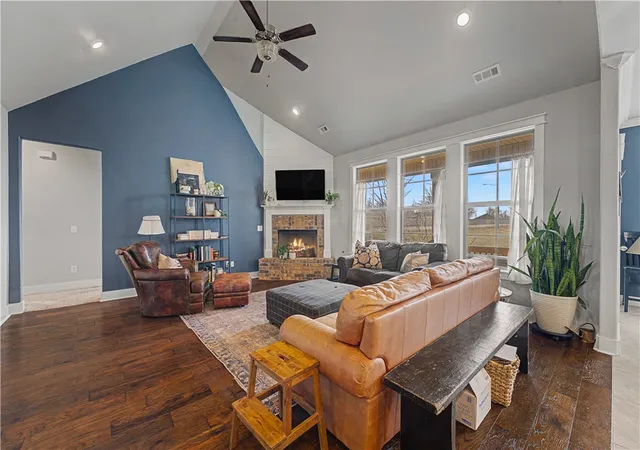 Photo 3 of Sale Pending at 908 Fallon St, Siloam Springs, AR 72761 | MLS# 1344944 | Listing updated on 2026-07-29