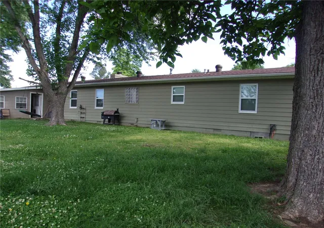 Homes for sale in Elkins, AR | 1929 N Center St, Elkins, AR 72727 | MLS# 1344975