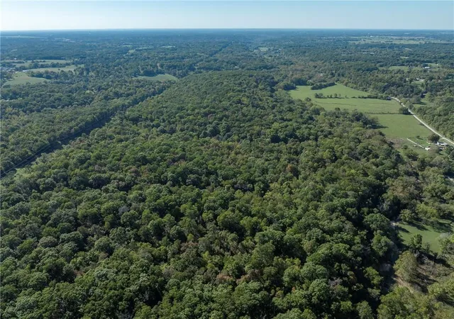 2nd image of 7859ac Sugar Creek Rd, Garfield, AR 72732 | MLS# 1345186