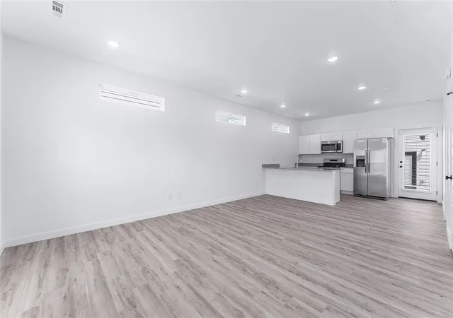 image of 571 Discovery Ave, Bentonville, AR 72712 | MLS# 1345193