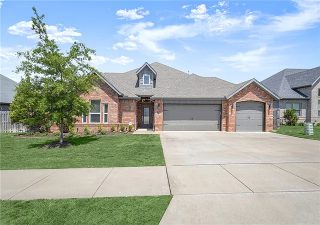 Homes for sale in Bentonville, AR | 1721 Ella Pl, Bentonville, AR 72713 | MLS# 1345151