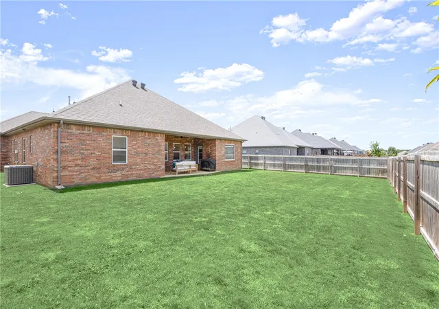 Homes for sale in Bentonville, AR | 1721 Ella Pl, Bentonville, AR 72713 | MLS# 1345151