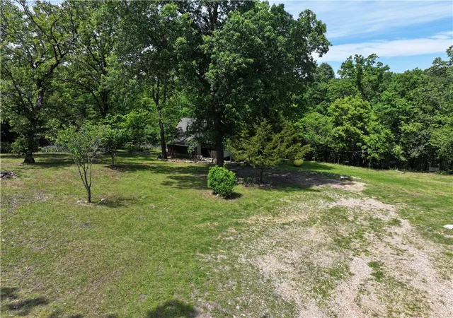 Homes for sale in Pineville, MO | 589 Hickory Ln, Pineville, MO 64856 | MLS# 1344946