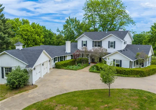 1st image of 2859 Cedar Hill Dr, Fayetteville, AR 72703 | MLS# 1345308