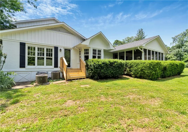 53rd image of 2859 Cedar Hill Dr, Fayetteville, AR 72703 | MLS# 1345308