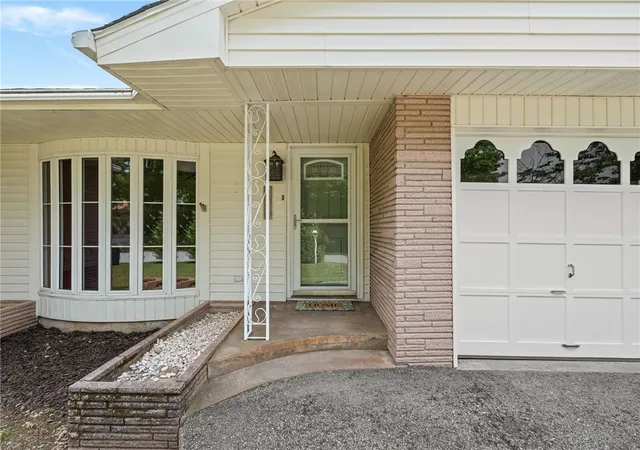 Homes for sale in Siloam Springs, AR | 420 W Eliff St, Siloam Springs, AR 72761 | MLS# 1345339