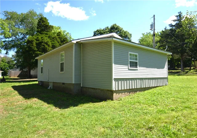 5th image of 516 S Cherokee St, Stilwell, OK 74960 | MLS# 1345318