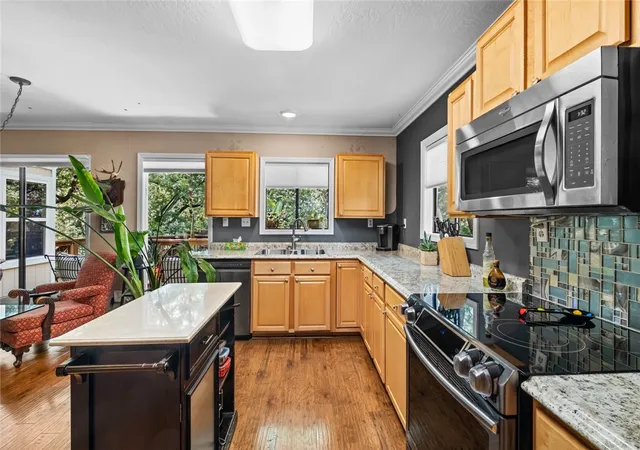 5th image of 325 Ridge Rd, Eureka Springs, AR 72631 | MLS# 1345360