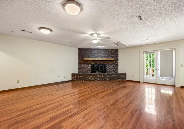 Photo 3 of Single family home for sale at 11683 Oak Hills Dr, Bentonville, AR 72712 | MLS# 1345463 | Listing updated on 2026-06-16