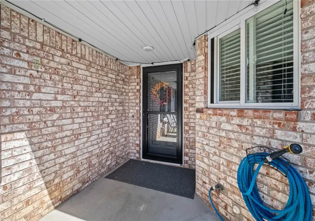 4th image of 118 Fox Run Pl #A&B, Lowell, AR 72745 | MLS# 1344524