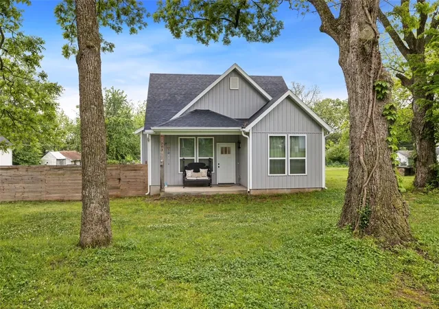 Homes for sale in Lincoln, AR | 308 E Bean St, Lincoln, AR 72744 | MLS# 1345596