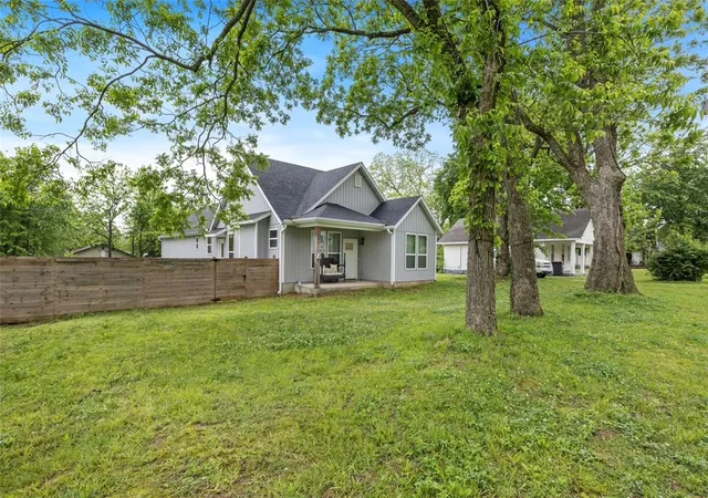 Homes for sale in Lincoln, AR | 308 E Bean St, Lincoln, AR 72744 | MLS# 1345596