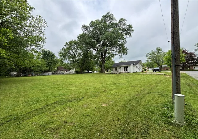 4th image of 408 N West Ave, Lincoln, AR 72744 | MLS# 1345597