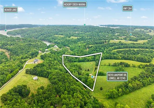 Homes for sale in Lowell, AR | 14210 Lake Point Dr, Lowell, AR 72745 | MLS# 1345222