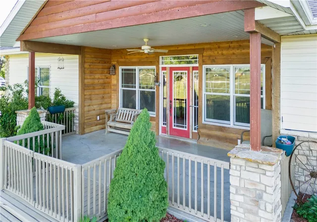 Homes for sale in Cassville, MO | 8708 Farm Road 2140, Cassville, MO 65625 | MLS# 1345671