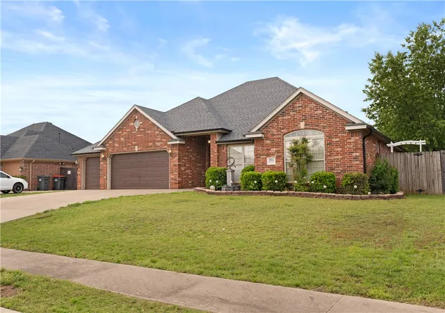 3rd image of 2034 Willow Ridge Ave, Springdale, AR 72764 | MLS# 1345679