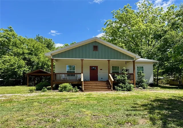 Homes for sale in Lincoln, AR | 312 N West Ave, Lincoln, AR 72744 | MLS# 1346767