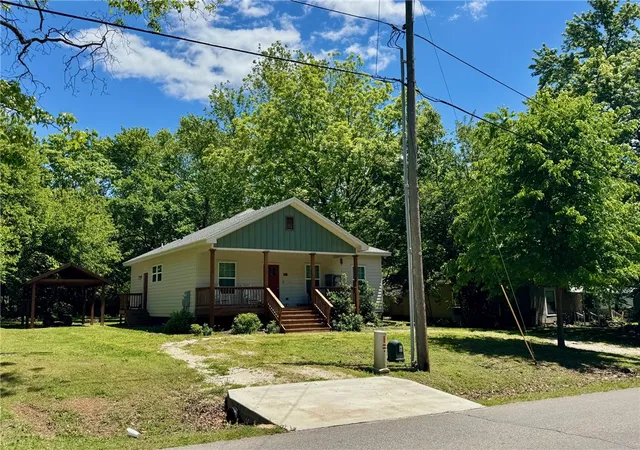 Homes for sale in Lincoln, AR | 312 N West Ave, Lincoln, AR 72744 | MLS# 1346767