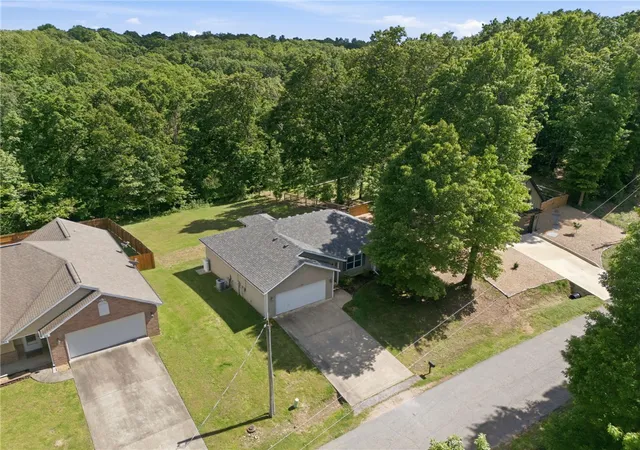 2nd image of 39 Bridlington Dr, Bella Vista, AR 72714 | MLS# 1346724