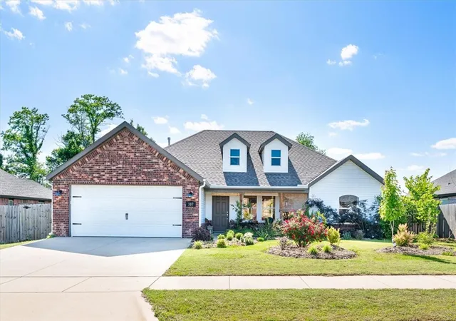 1st image of 307 N Tacoma St, Farmington, AR 72730 | MLS# 1344436