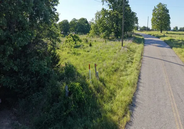 3rd image of 1068 Mc 2027, Yellville, AR 72687 | MLS# 1345560