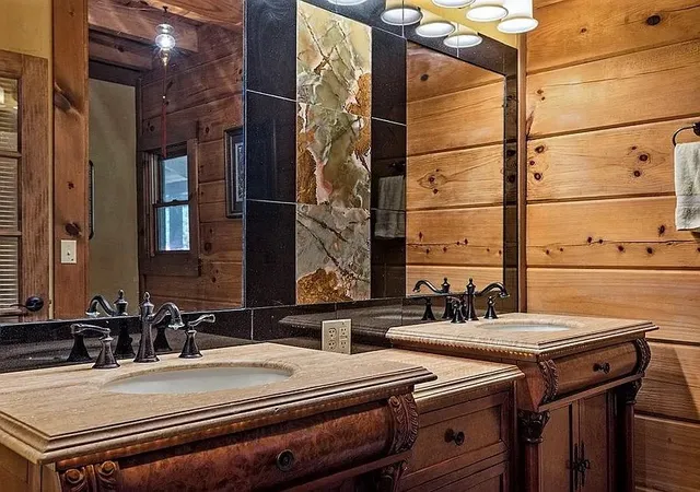 2nd image of 463 County Road 2281, Eureka Springs, AR 72631 | MLS# 1346817
