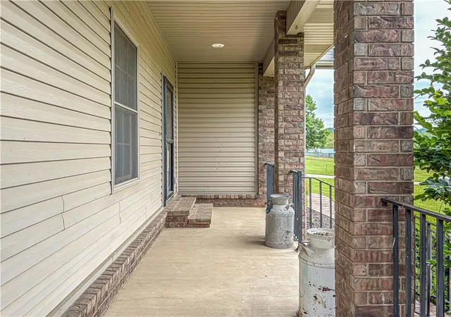 2nd image of 1058 Cr 401, Berryville, AR 72616 | MLS# 1345624