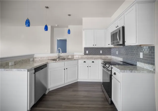 Photo 3 of Sale Pending at 829 S Katlyn Dr, Siloam Springs, AR 72761 | MLS# 1346859 | Listing updated on 2026-05-12