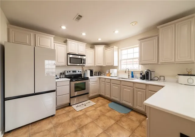 Photo 3 of Single family home for sale at 6309 S 37th Street, Rogers, AR 72758 | MLS# 1345224 | Listing updated on 2026-07-07