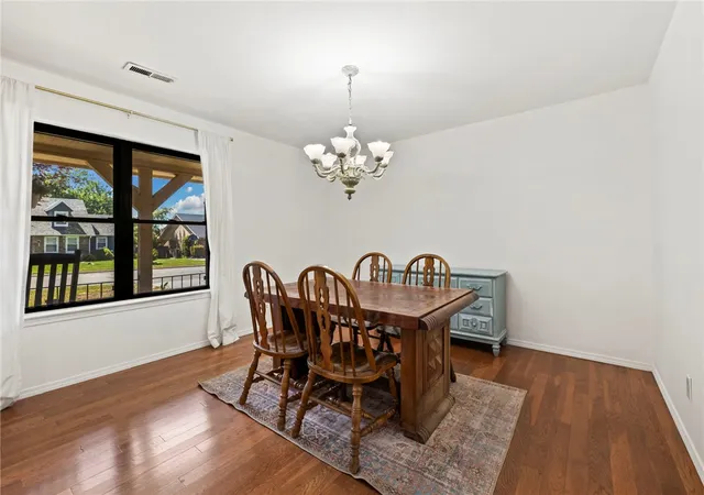 4th image of 701 S Chateau Dr, Rogers, AR 72758 | MLS# 1346716