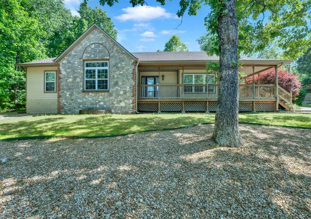 1st image of 129 Kincardine Dr, Bella Vista, AR 72715 | MLS# 1345303