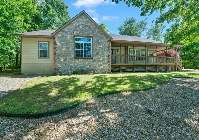 2nd image of 129 Kincardine Dr, Bella Vista, AR 72715 | MLS# 1345303