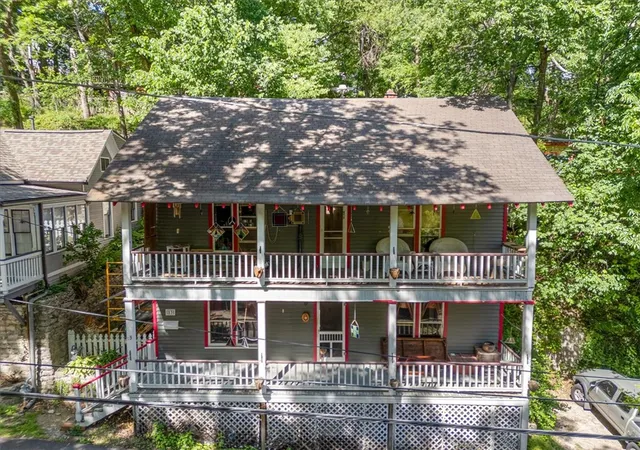 1st image of 13 Pine St, Eureka Springs, AR 72632 | MLS# 1345542