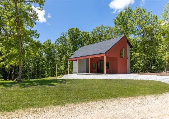 2nd image of 2 Walmer Ln, Bella Vista, AR 72714 | MLS# 1346739