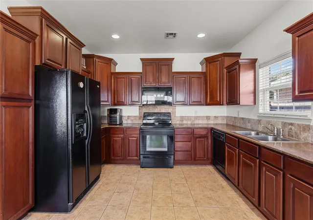 4th image of 1909 Sw Elington St, Bentonville, AR 72713 | MLS# 1346875
