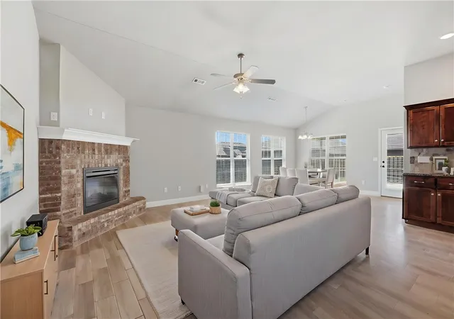 5th image of 520 Arkansas Black, Bentonville, AR 72712 | MLS# 1345011