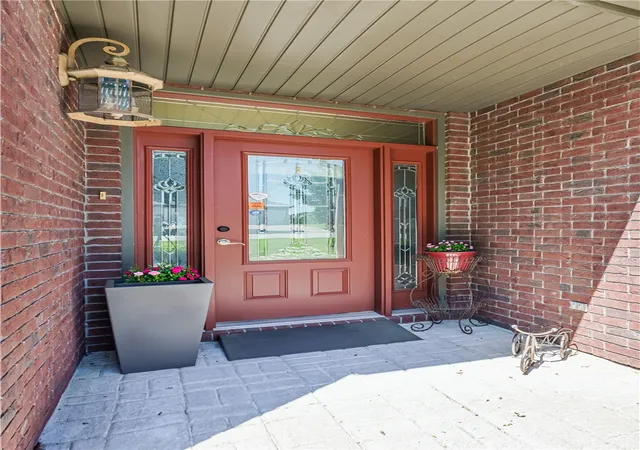Photo 3 of Single family home for sale at 37 Holiday Is Dr, Holiday Island, AR 72631 | MLS# 1346981 | Listing updated on 2026-09-21