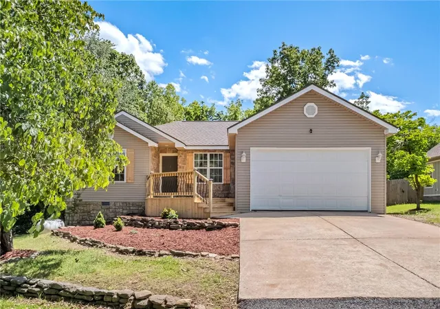 1st image of 4 Kirkoswald Ln, Bella Vista, AR 72715 | MLS# 1345459