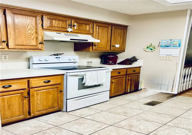 3rd image of 35 Estes Dr, Bella Vista, AR 72715 | MLS# 1345629