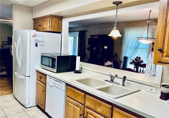 4th image of 35 Estes Dr, Bella Vista, AR 72715 | MLS# 1345629