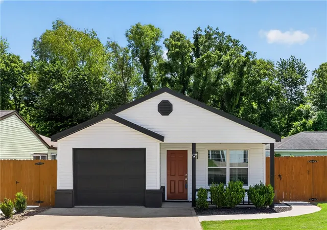 Homes for sale in Bentonville, AR | 9 Brookhollow Pl, Bentonville, AR 72712 | MLS# 1346897
