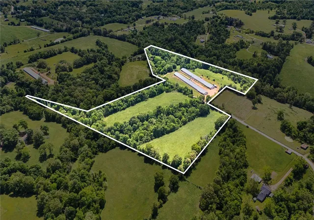 2nd image of 748 Madison 8440 Rd, Huntsville, AR 72740 | MLS# 1347078