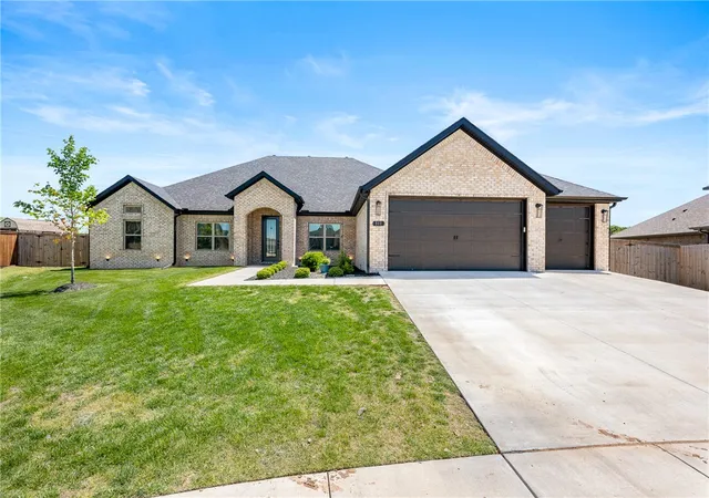 1st image of 311 Bequette Ln, Centerton, AR 72719 | MLS# 1345412