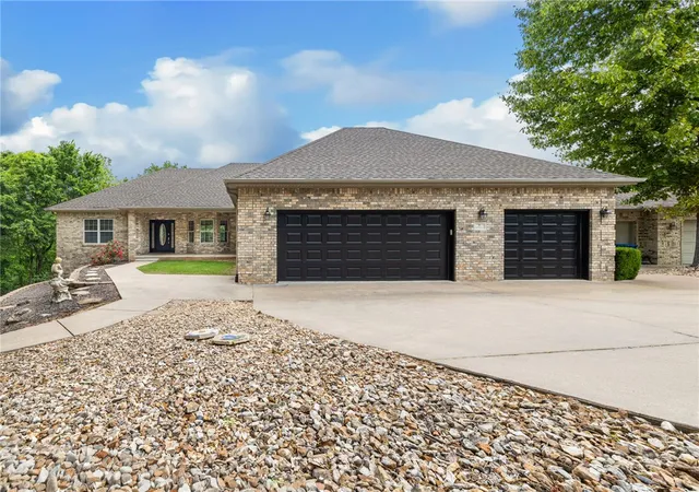 4th image of 21 Glenwood Pl, Bella Vista, AR 72715 | MLS# 1346993