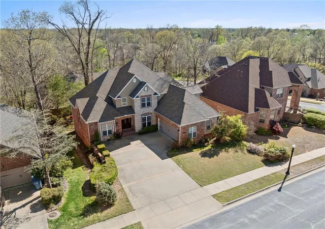 Photo 22 of Sale Pending at 3902 Ne Cadbury Ave, Bentonville, AR 72712 | MLS# 1347074 | Listing updated on 2026-09-01