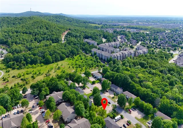 4th image of 540-546 Betty Jo Dr, Fayetteville, AR 72701 | MLS# 1347179