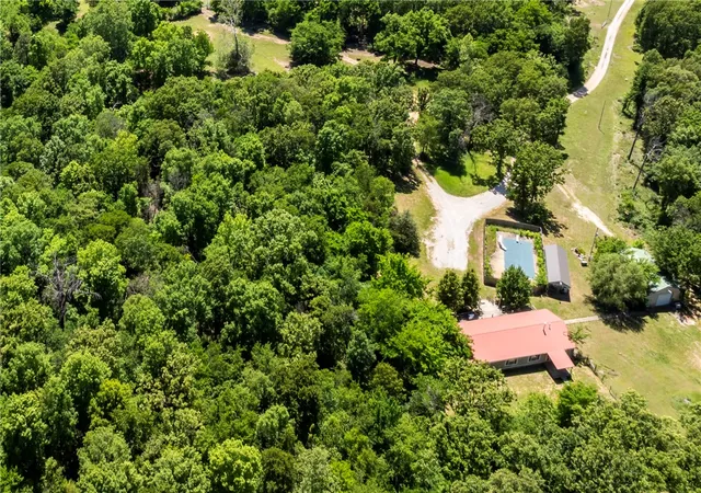 5th image of 22212 W Big Springs Rd, Gravette, AR 72736 | MLS# 1347029
