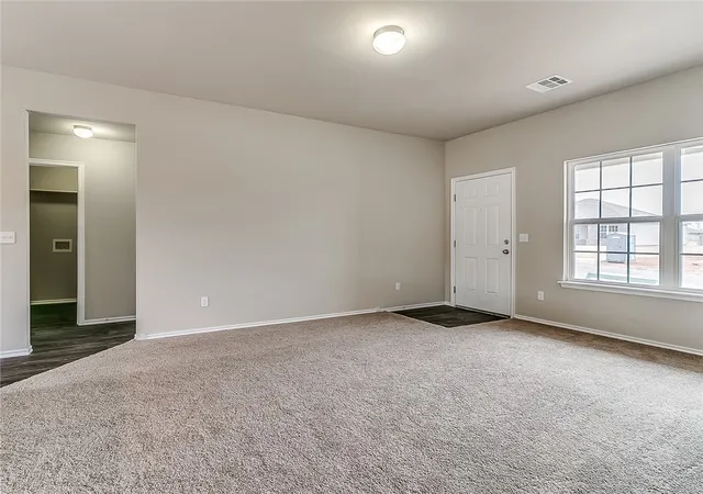 4th image of 1056 Hilda Ln, Elkins, AR 72727 | MLS# 1347350