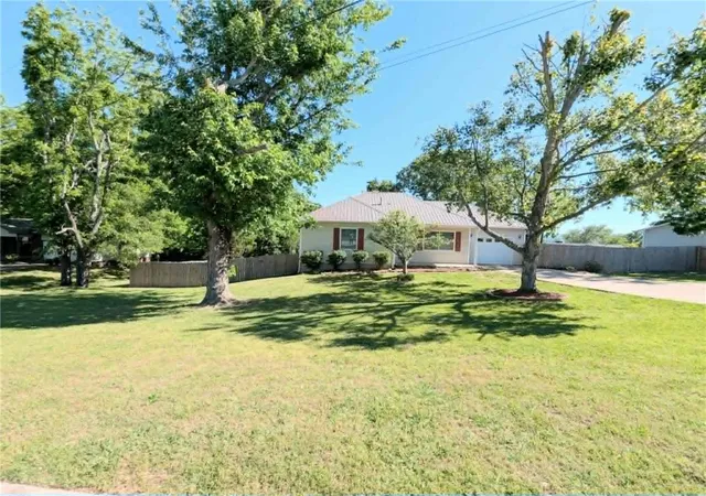 2nd image of 1861 Shellie Ln, Harrison, AR 72601 | MLS# 1346909