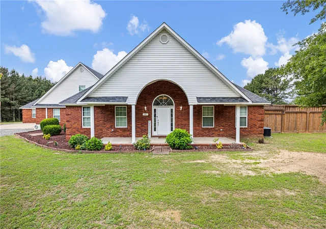 Homes for sale in Russellville, AR | 81 Double Springs Rd, Russellville, AR 72802 | MLS# 1347161